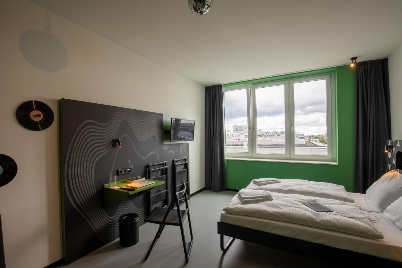 Meininger Hotel Dresden Zentrum Extérieur photo