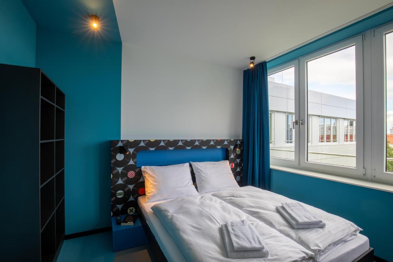 Meininger Hotel Dresden Zentrum Extérieur photo