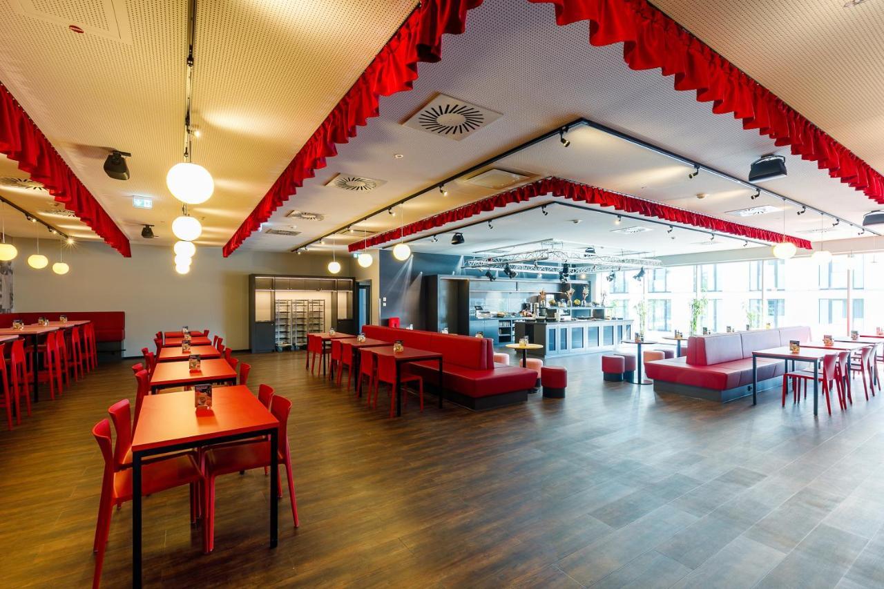 Meininger Hotel Dresden Zentrum Extérieur photo
