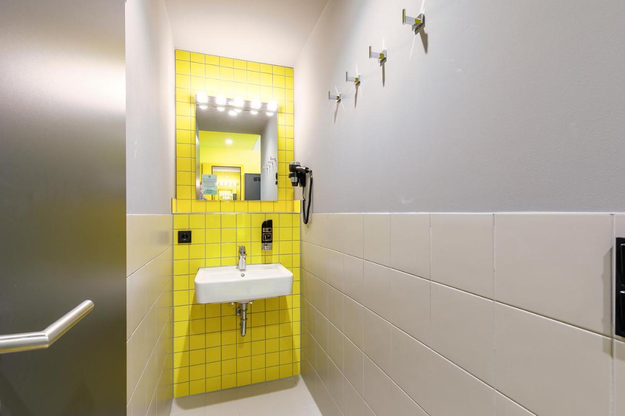 Meininger Hotel Dresden Zentrum Extérieur photo